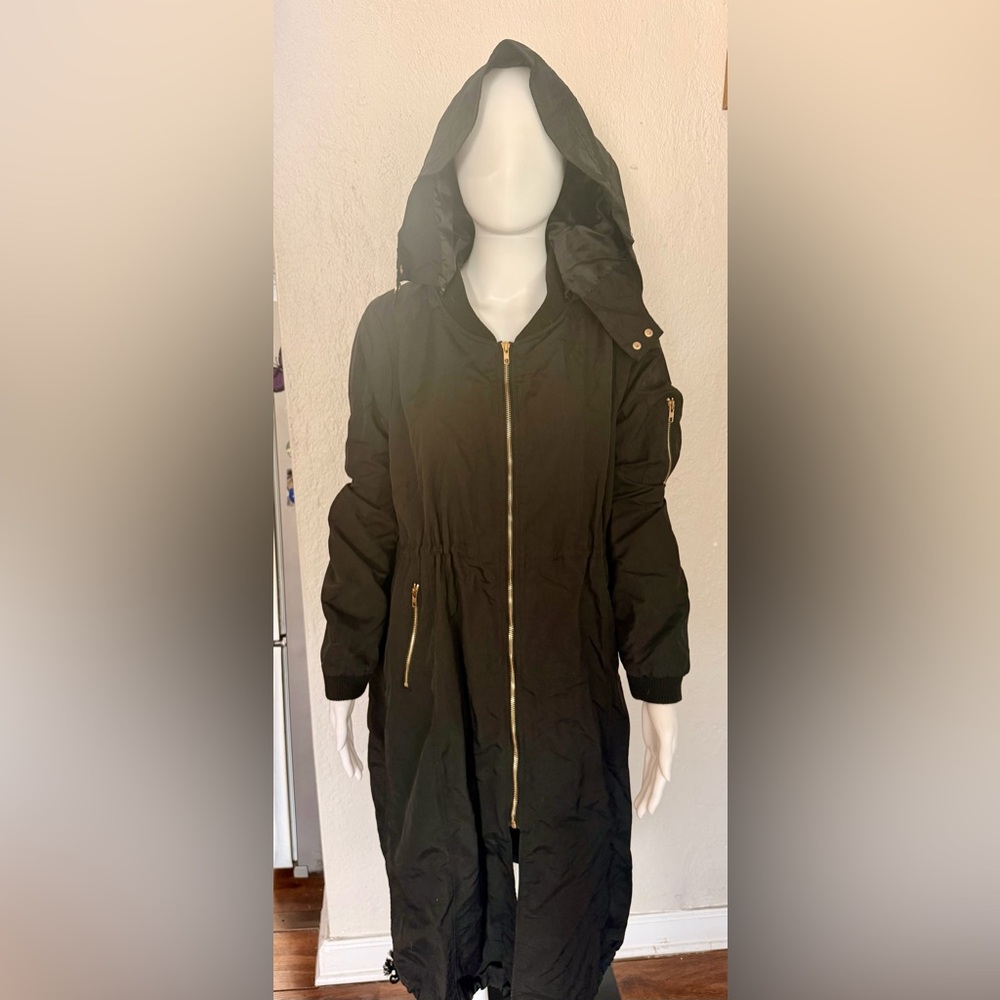 Elegant Black Hooded Utility Jacket